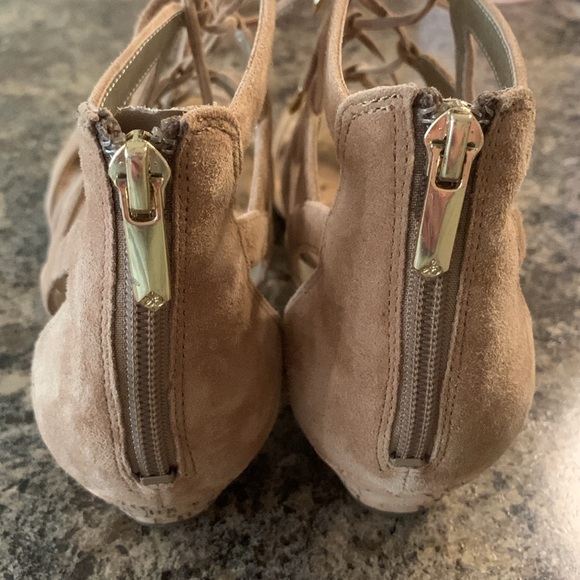 SAM EDELMAN. Women's Size 10. Beige color. - Picture 4 of 5